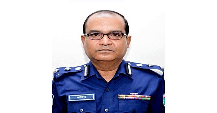 পুলিশের সাবেক ডিআইজি নাহিদুল ইসলাম গ্রেপ্তার